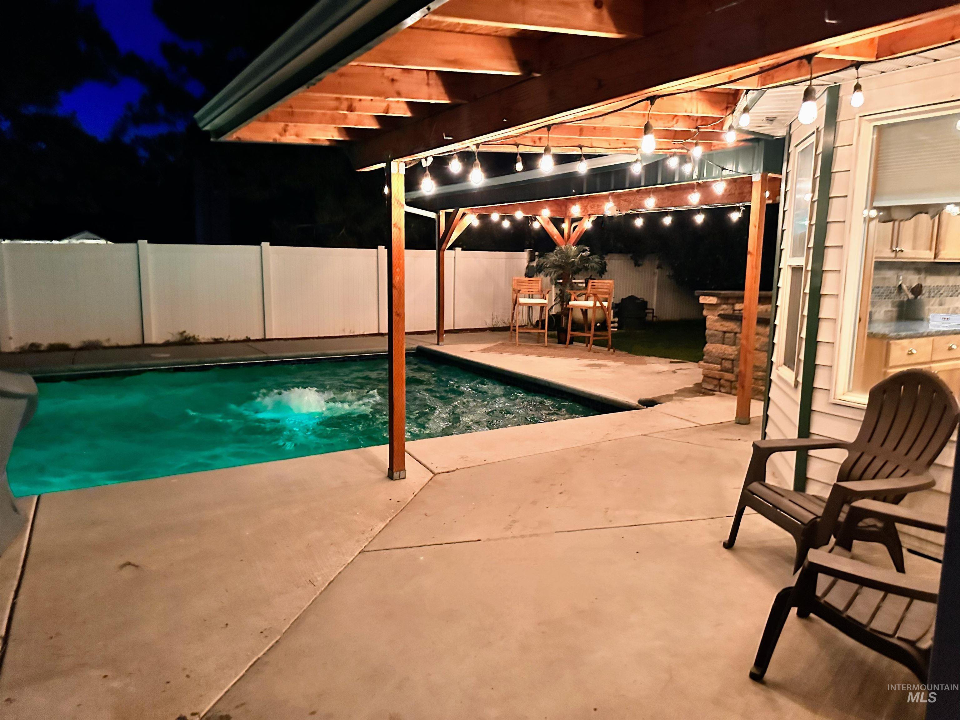 22843 W Buskirk Drive