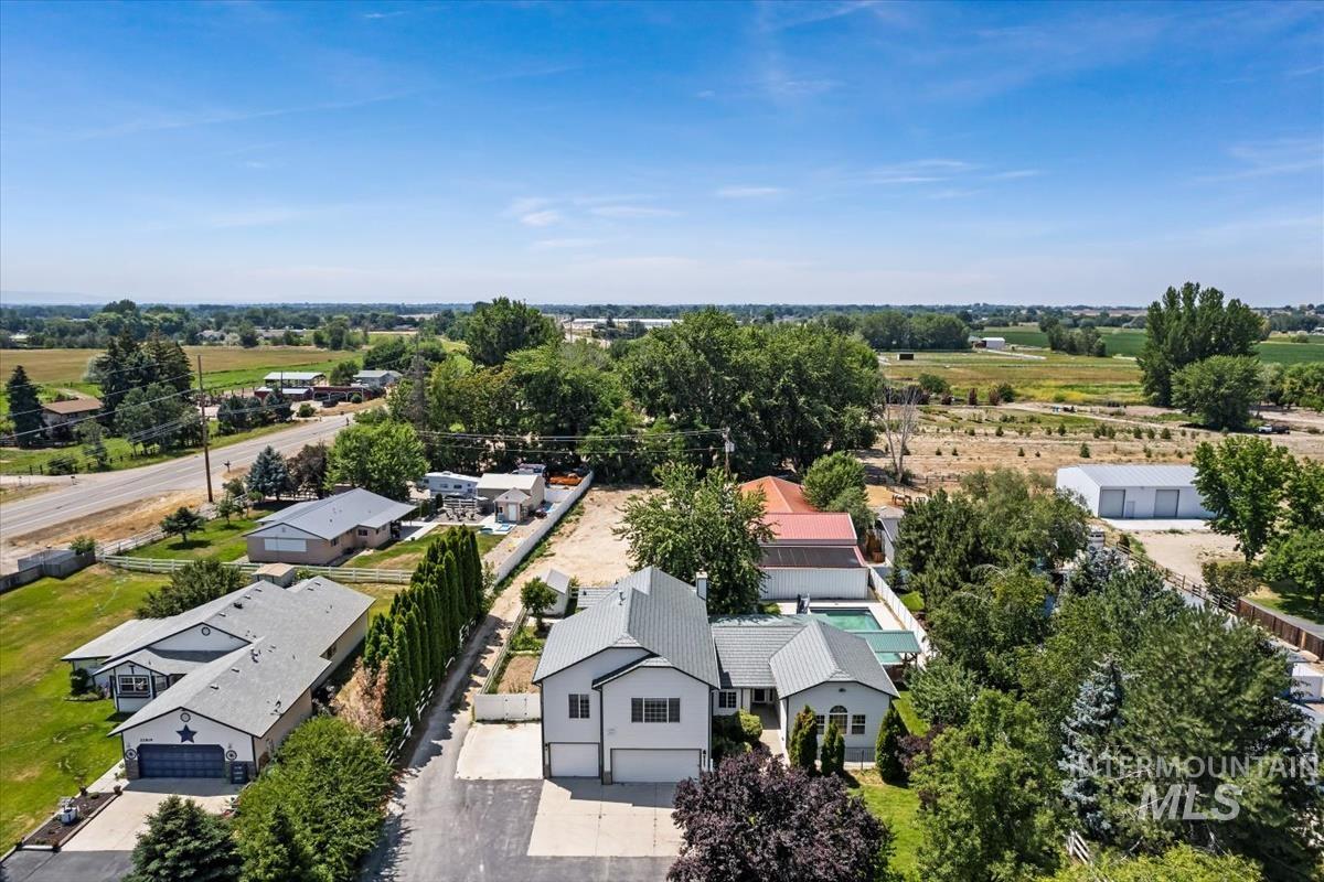 22843 W Buskirk Drive