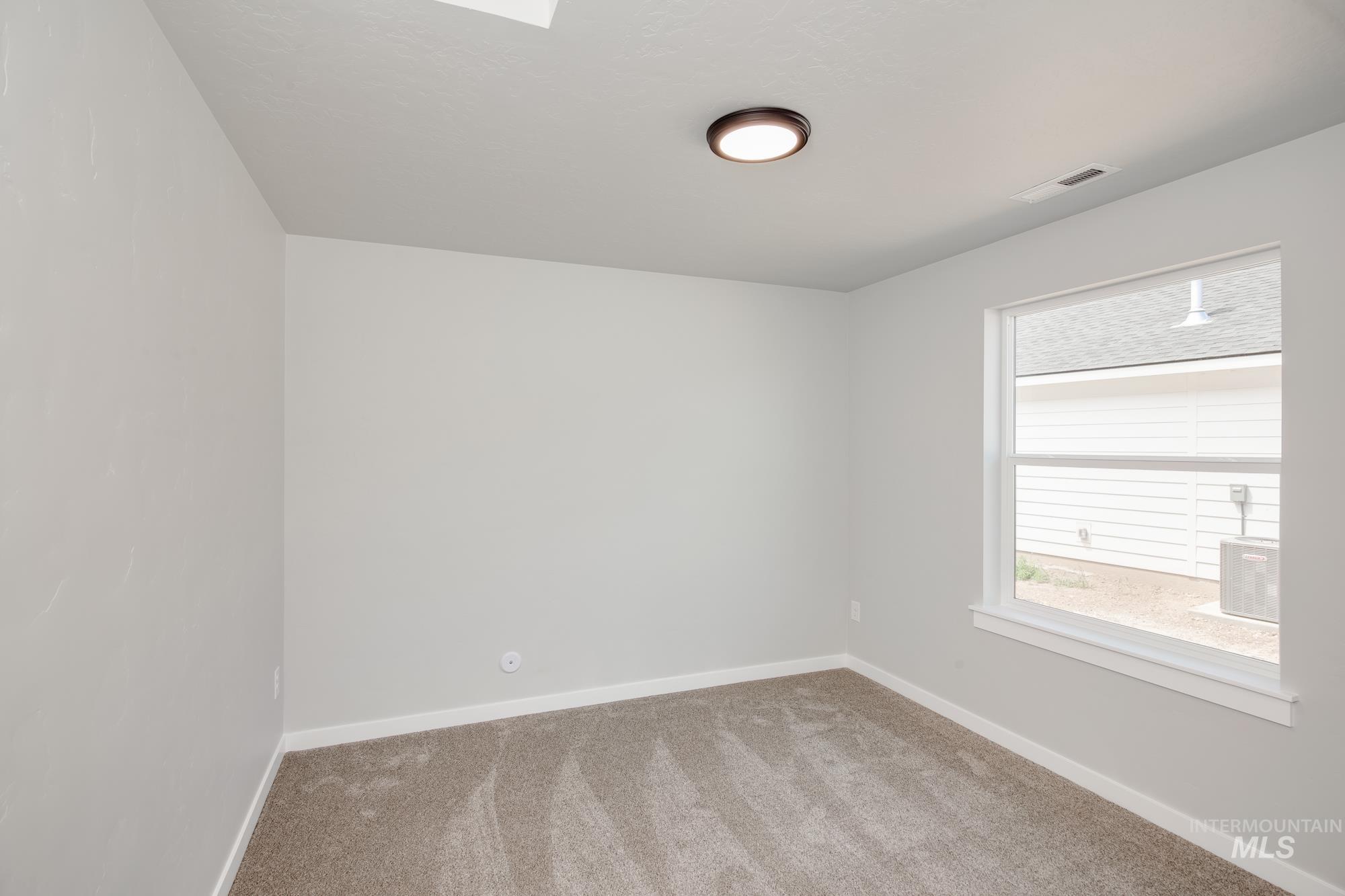 17609 N Hugh Glass Way