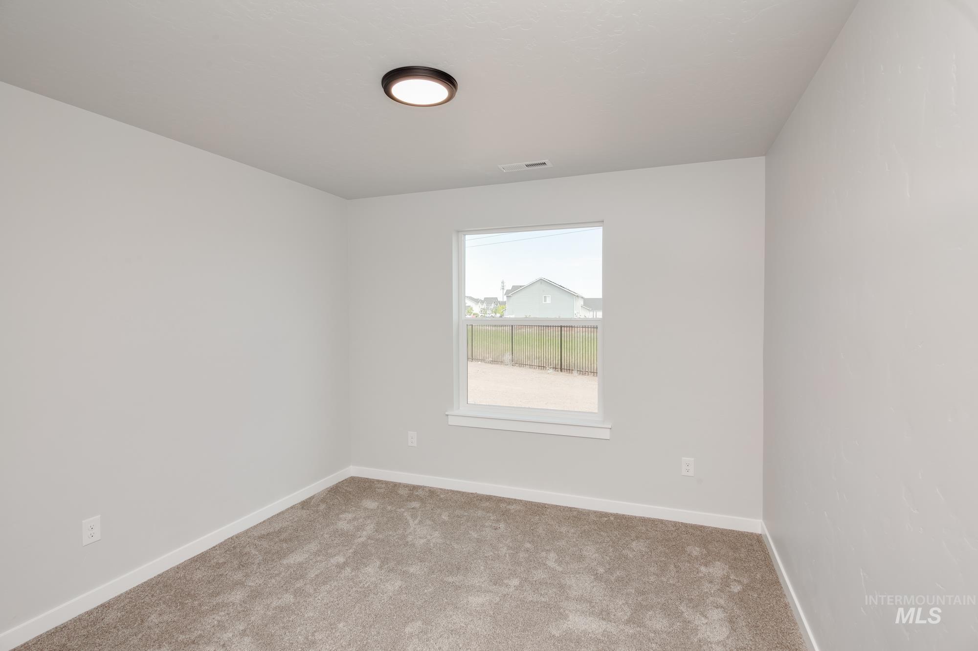 17609 N Hugh Glass Way