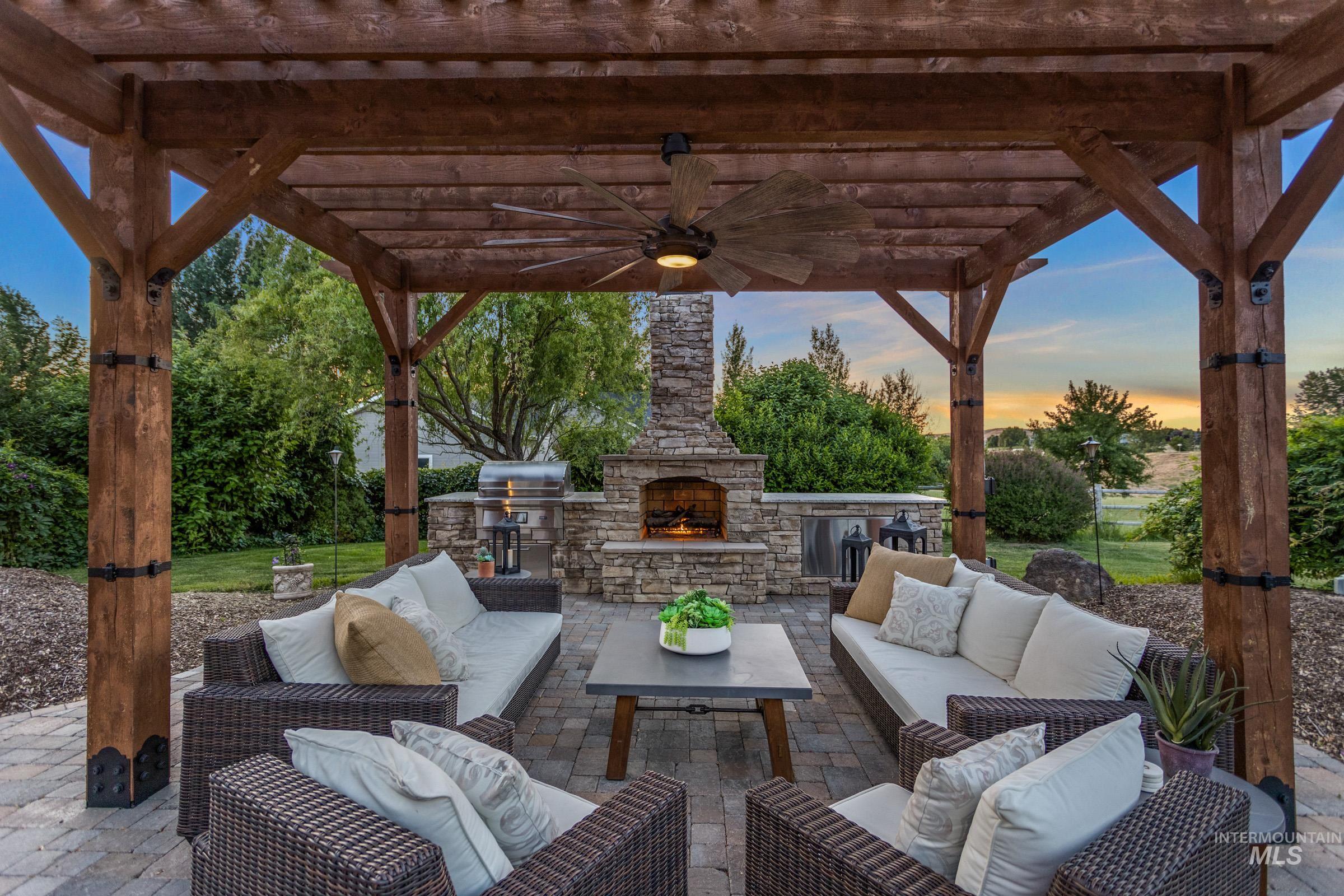 5072 N High Country Way