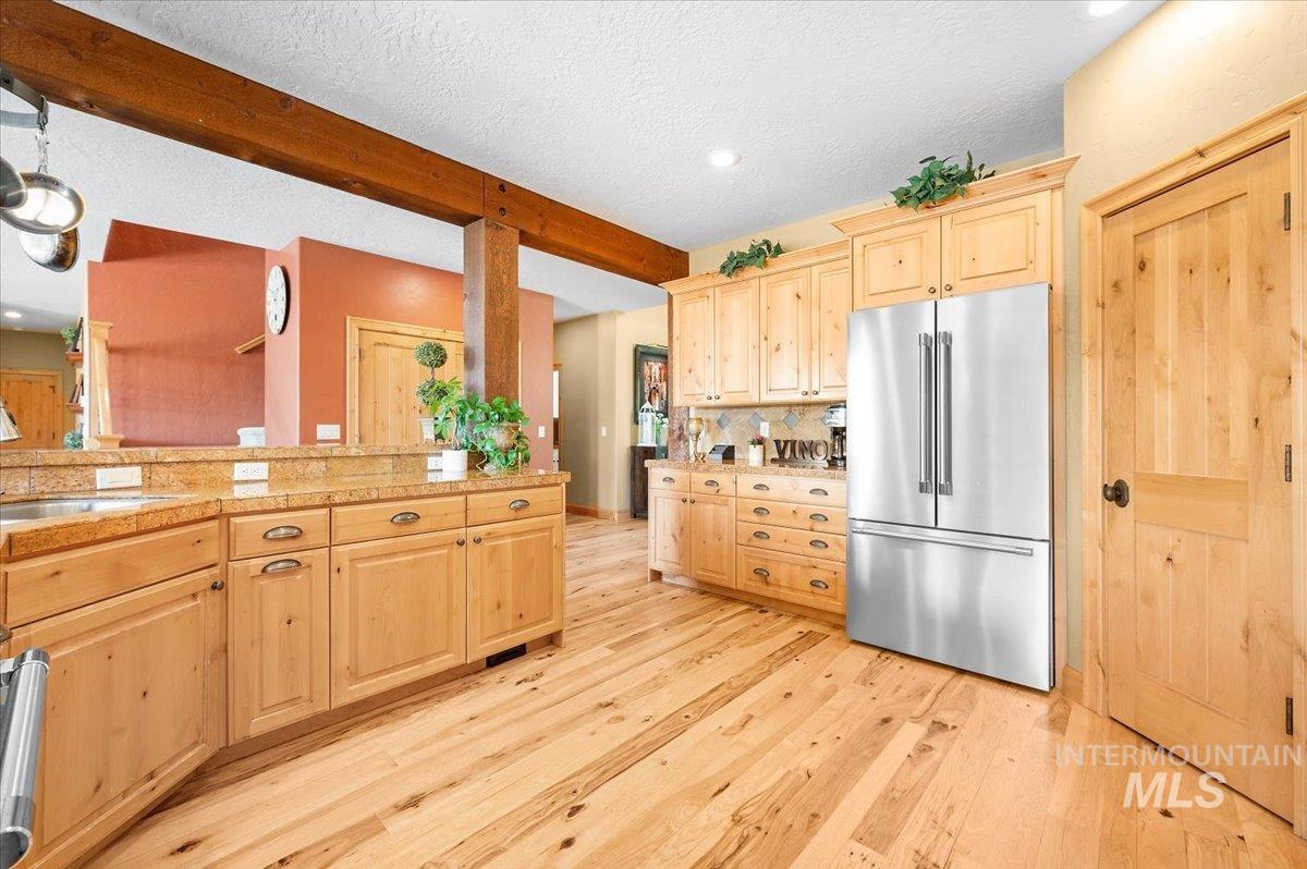 5072 N High Country Way