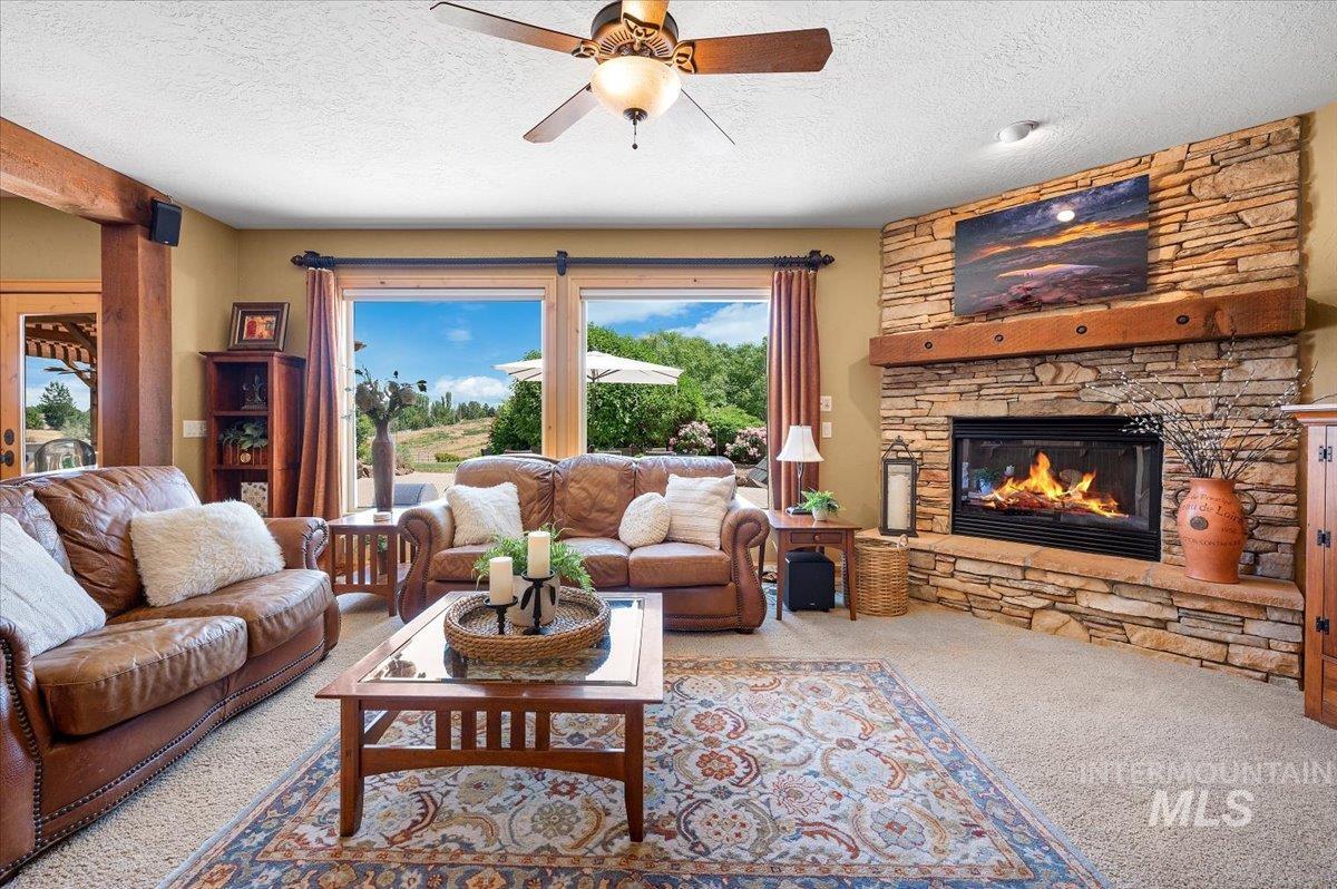 5072 N High Country Way