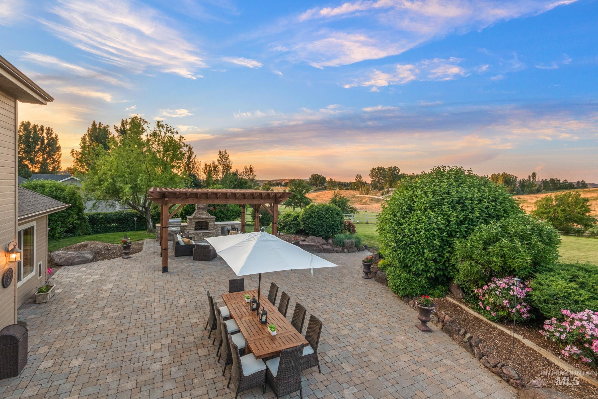 5072 N High Country Way