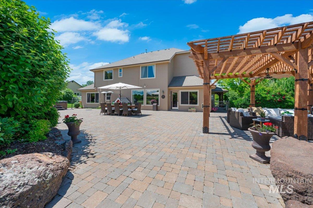 5072 N High Country Way