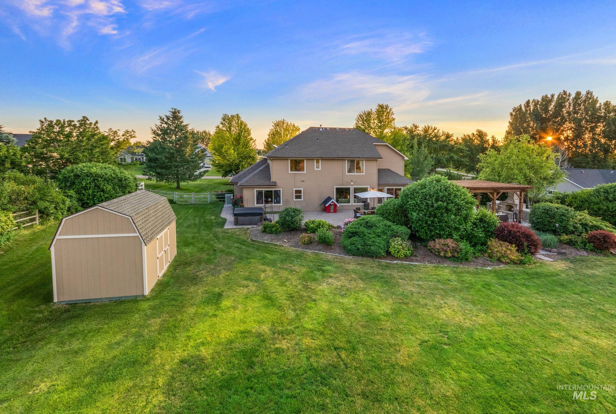 5072 N High Country Way