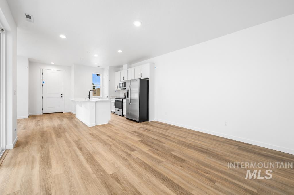 12671 W Endsley Lane