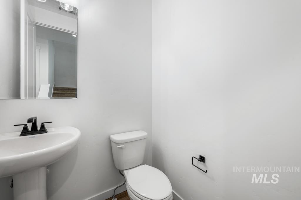 12671 W Endsley Lane