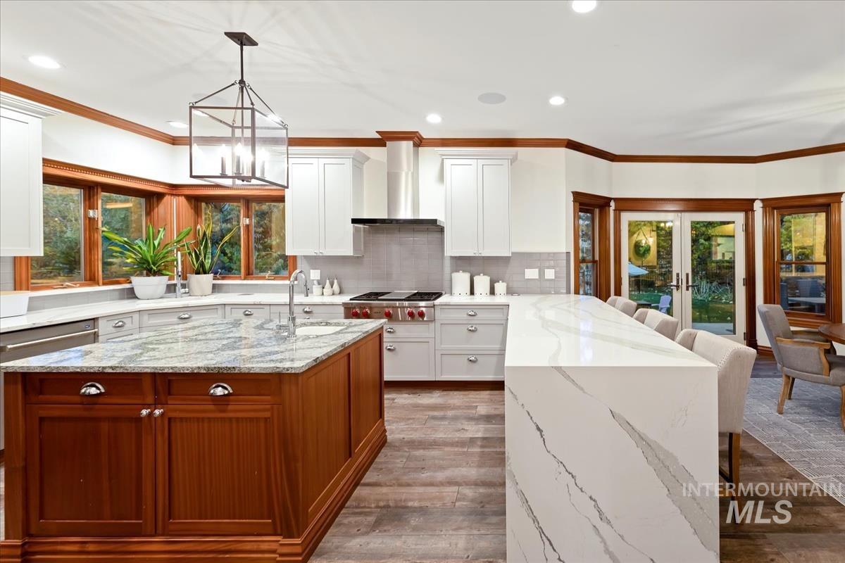 5170 N Lakemont