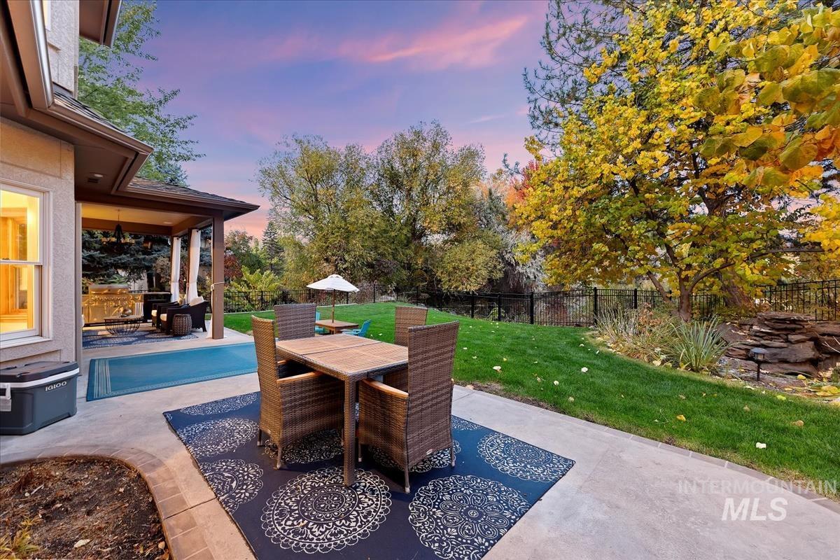 5170 N Lakemont