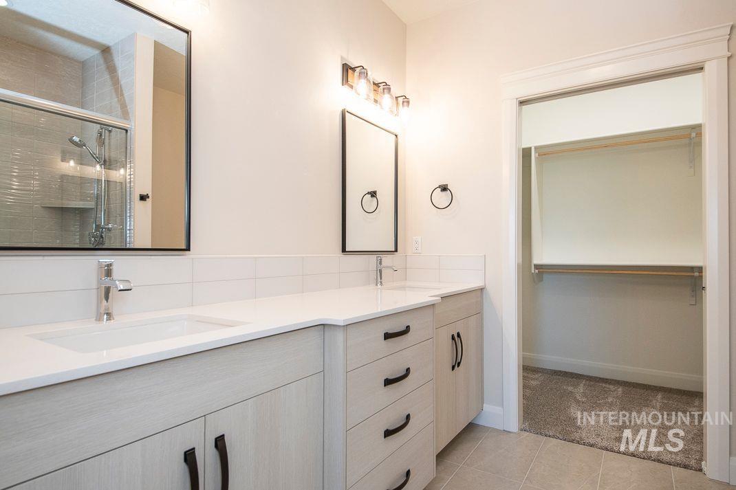 2496 W Herron Ridge Court