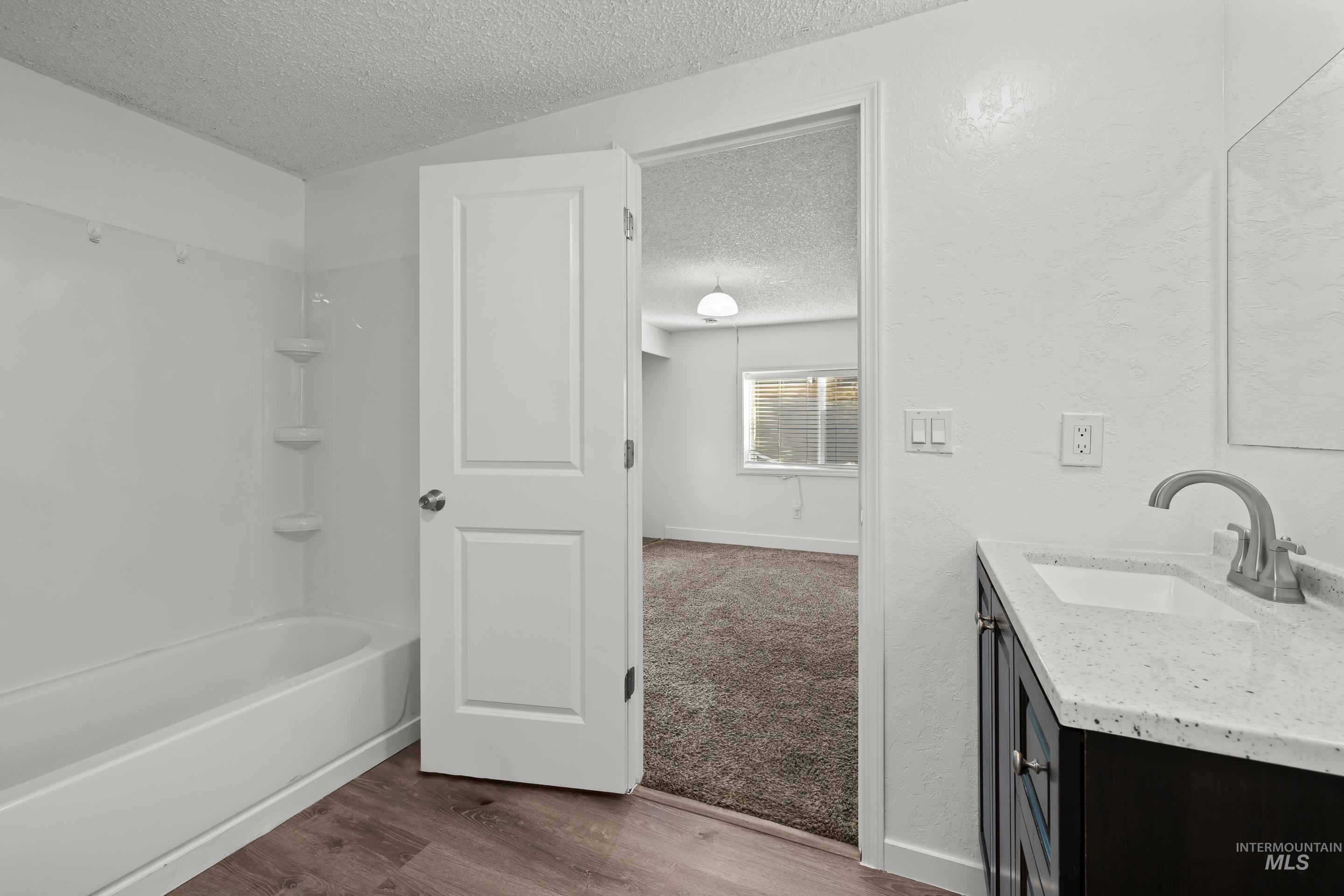 5015 E Ustick Rd Trlr 4