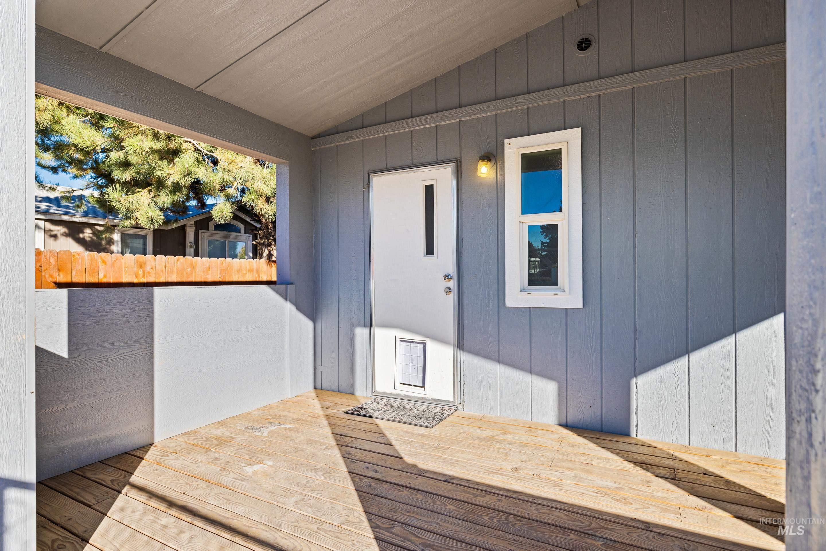 5015 E Ustick Rd Trlr 4