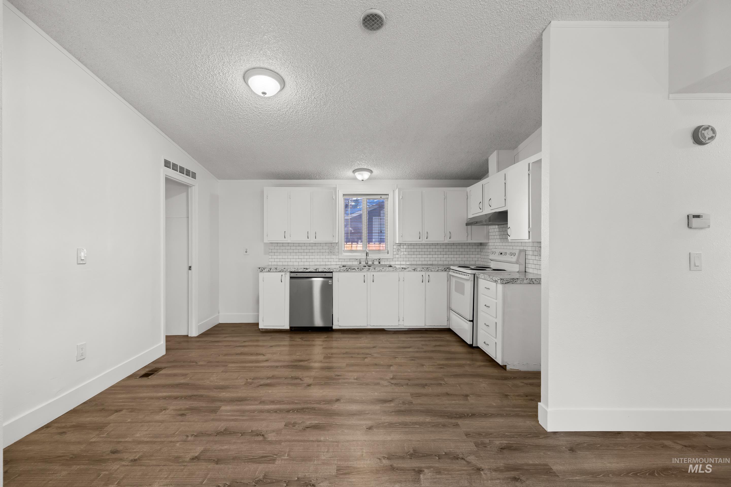 5015 E Ustick Rd Trlr 4