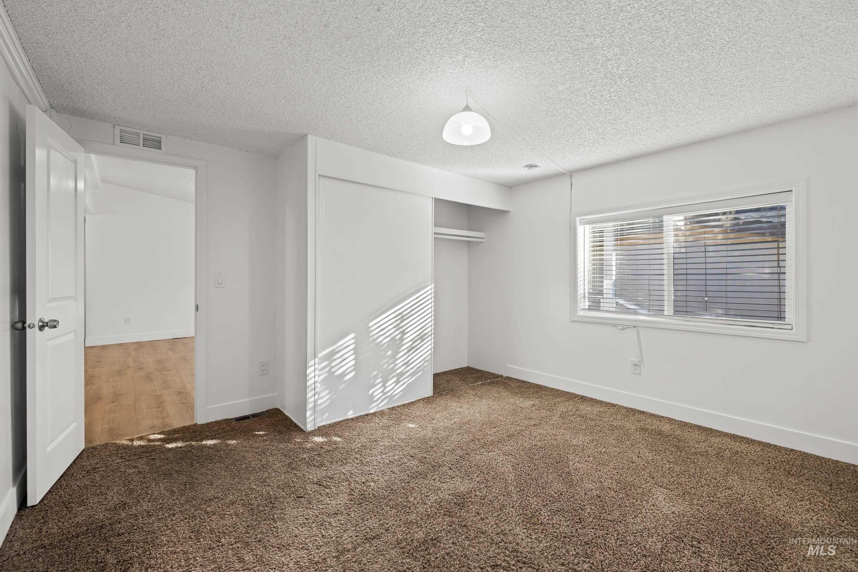 5015 E Ustick Rd Trlr 4