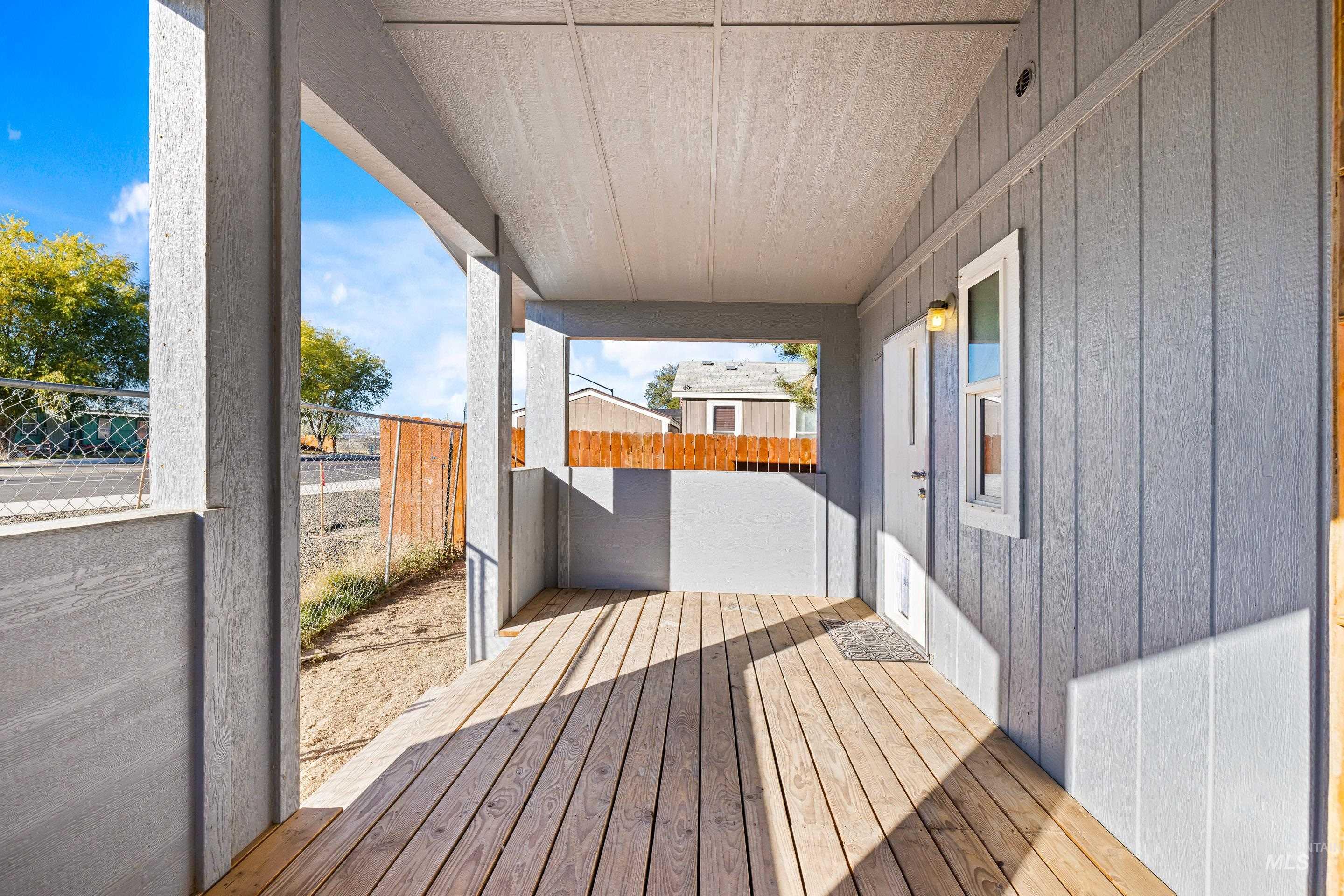 5015 E Ustick Rd Trlr 4