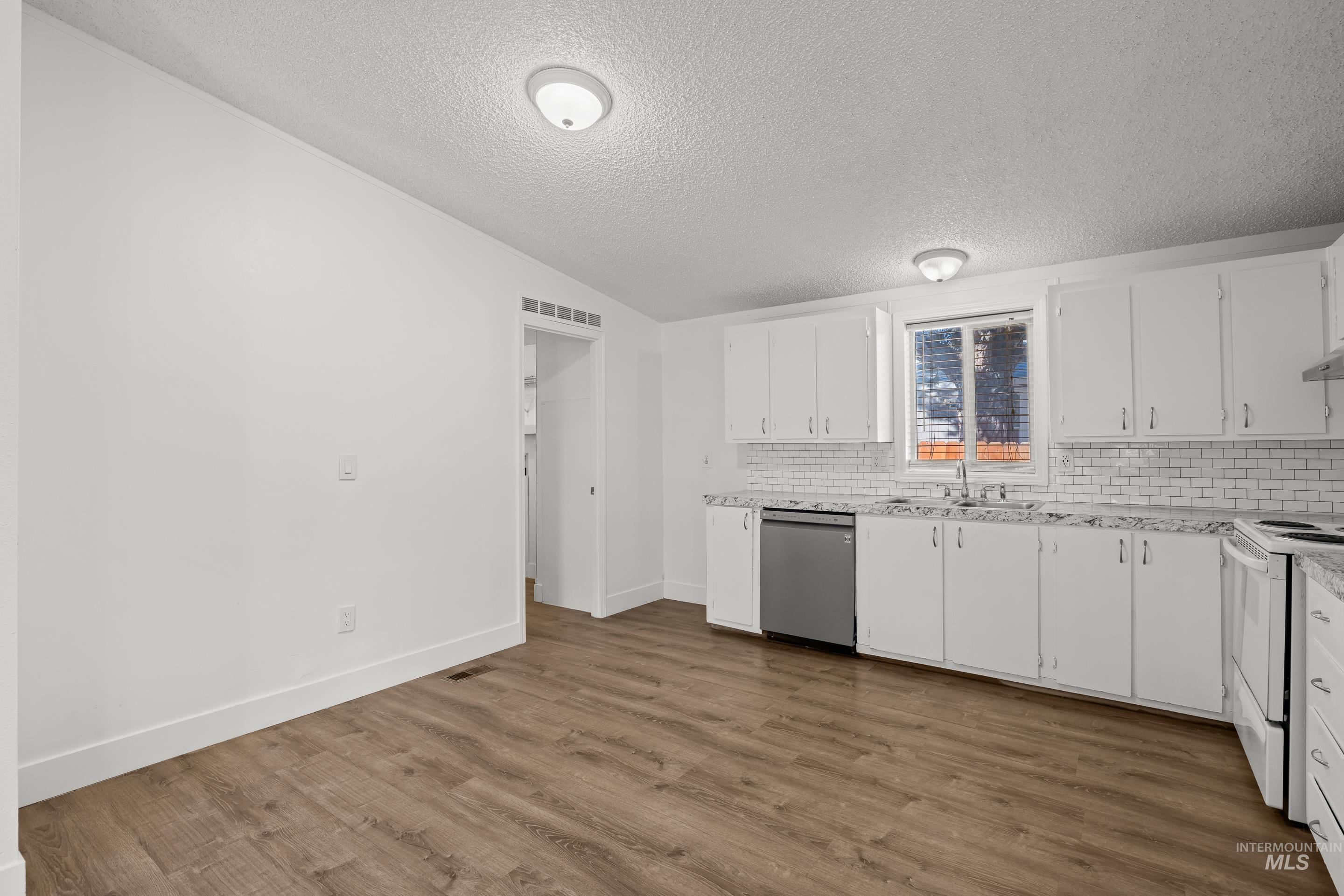 5015 E Ustick Rd Trlr 4