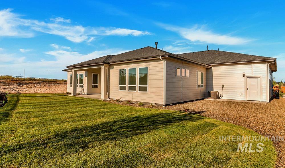 215 S Antelope Flat Ave