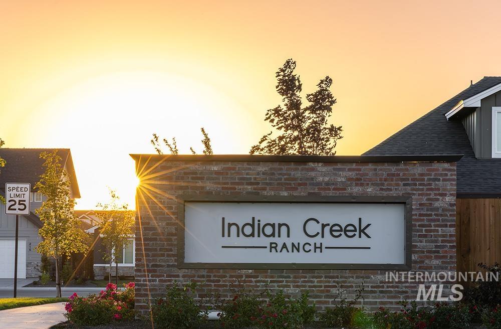 215 S Antelope Flat Ave