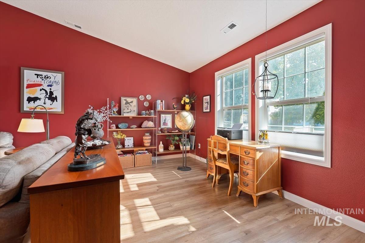 212 E. Havasupai St.