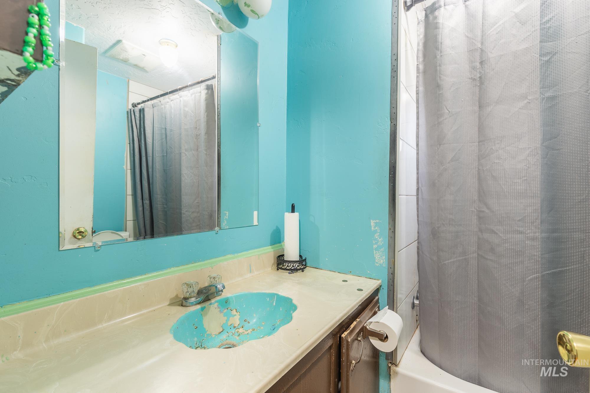 5001 E. Ustick Rd. Unit: Trlr #5