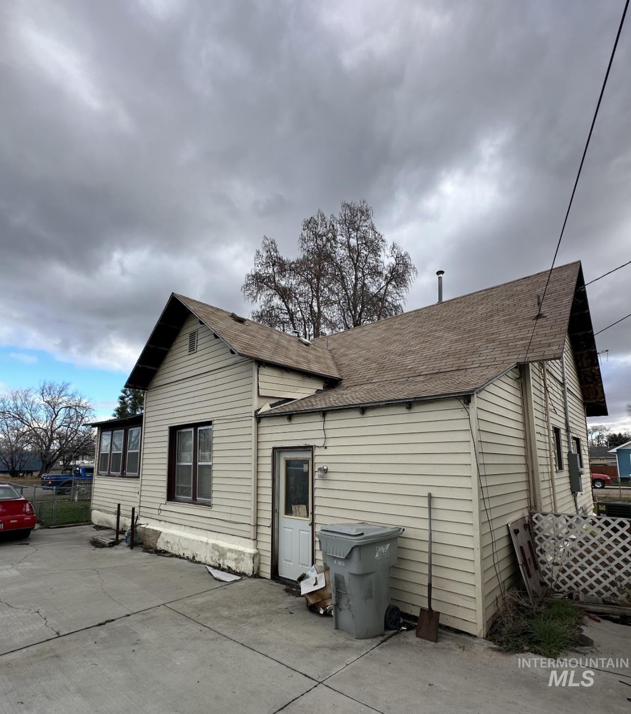 2023 1st Street South