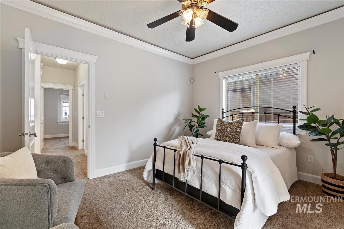 1971 W Marten Creek Dr