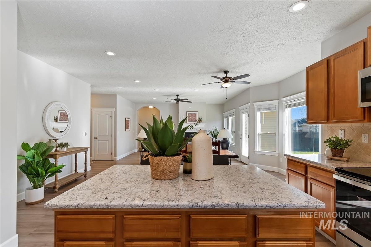 1971 W Marten Creek Dr