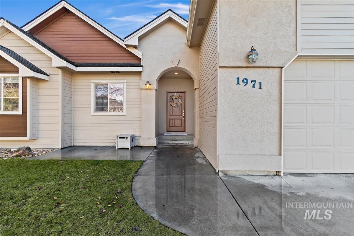 1971 W Marten Creek Dr