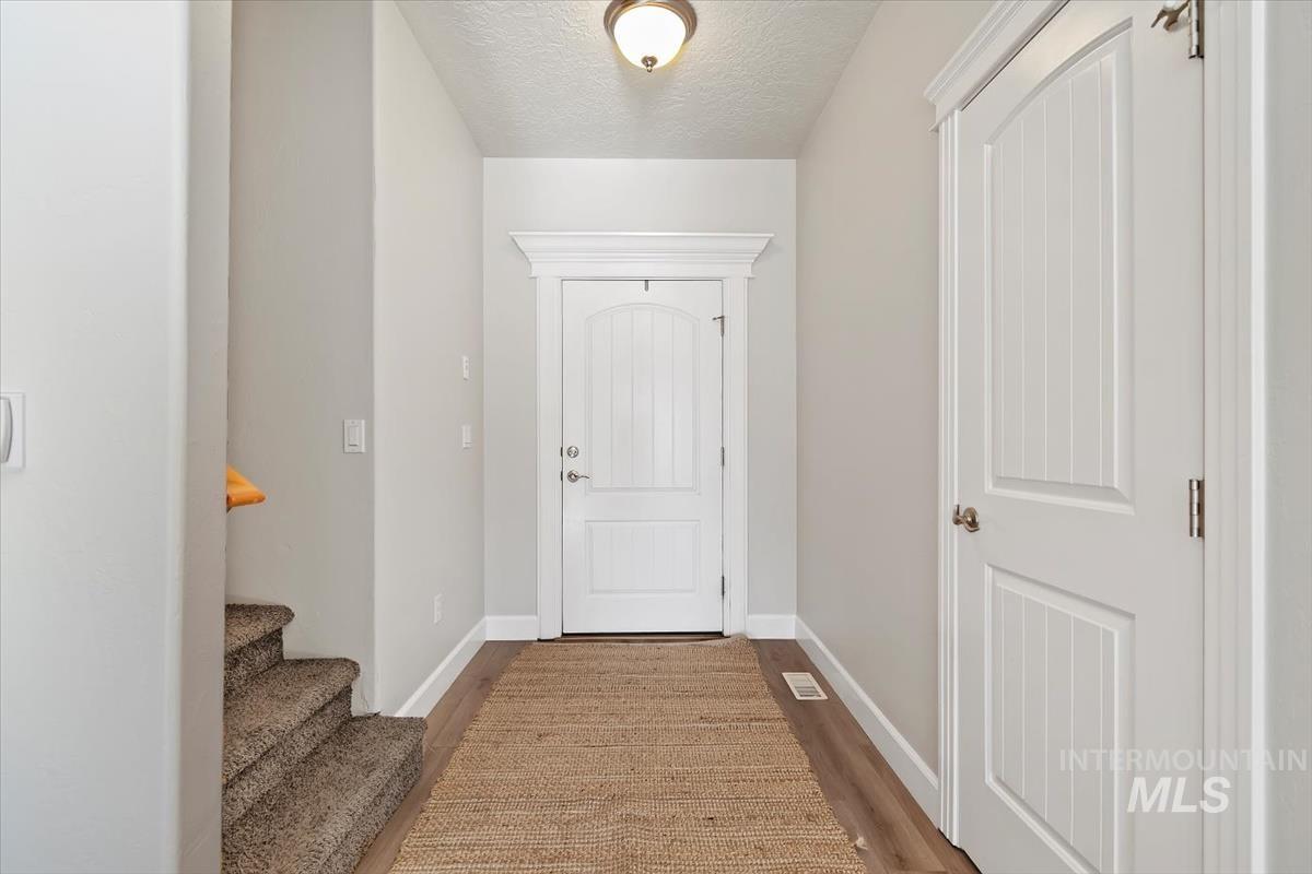 1971 W Marten Creek Dr