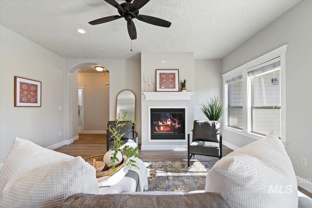 1971 W Marten Creek Dr