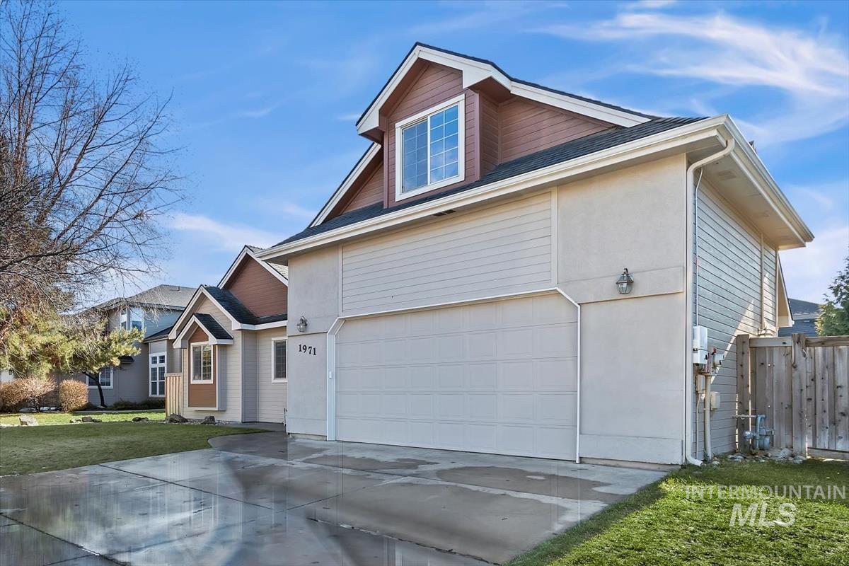 1971 W Marten Creek Dr