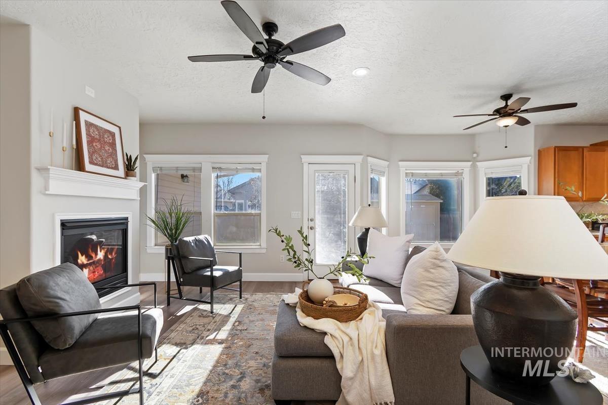 1971 W Marten Creek Dr