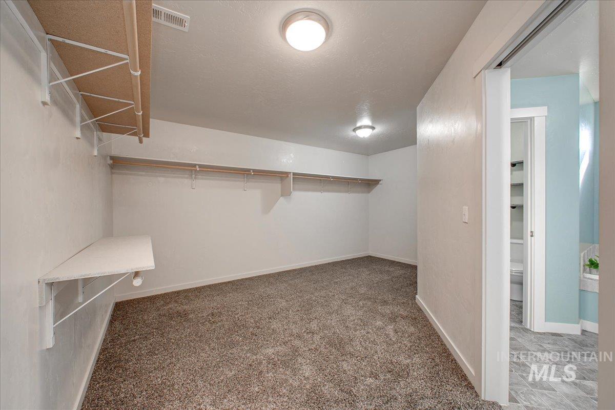 1715 E Wrightwood Dr