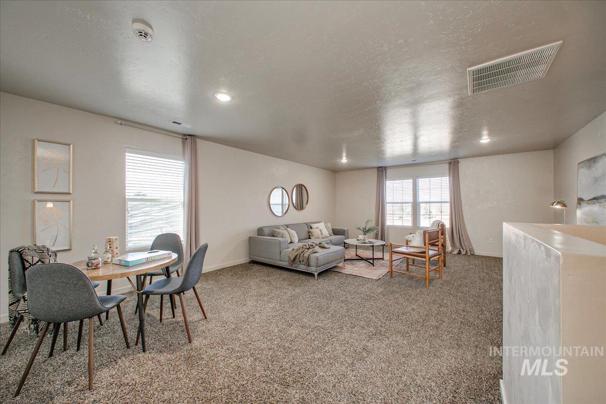 1715 E Wrightwood Dr