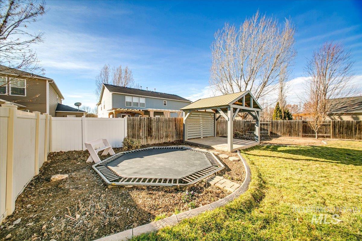 1715 E Wrightwood Dr