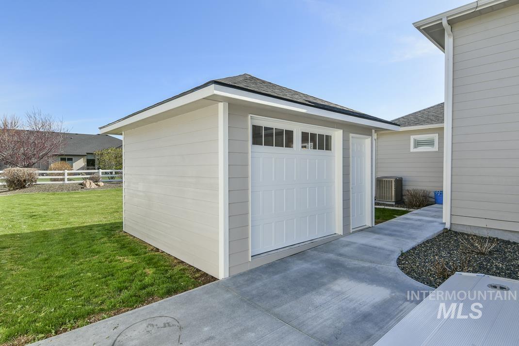 10372 Kaylee Way