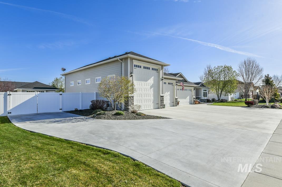 10372 Kaylee Way