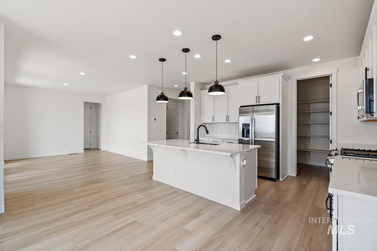 1423 Stirling Meadow St