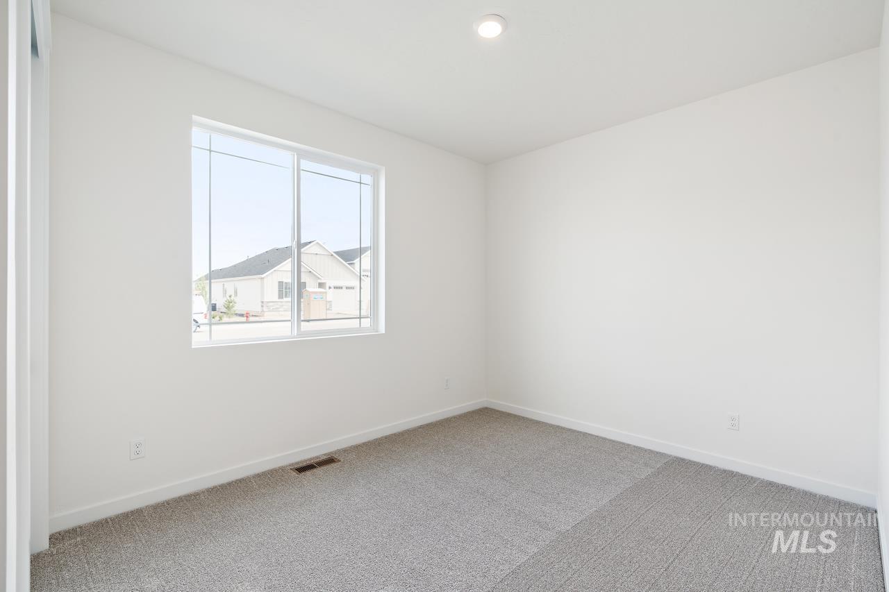 1423 Stirling Meadow St