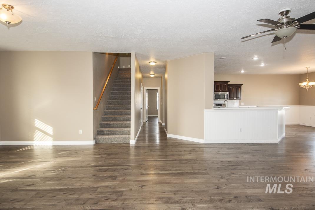 4598 E Thomas Mill Dr