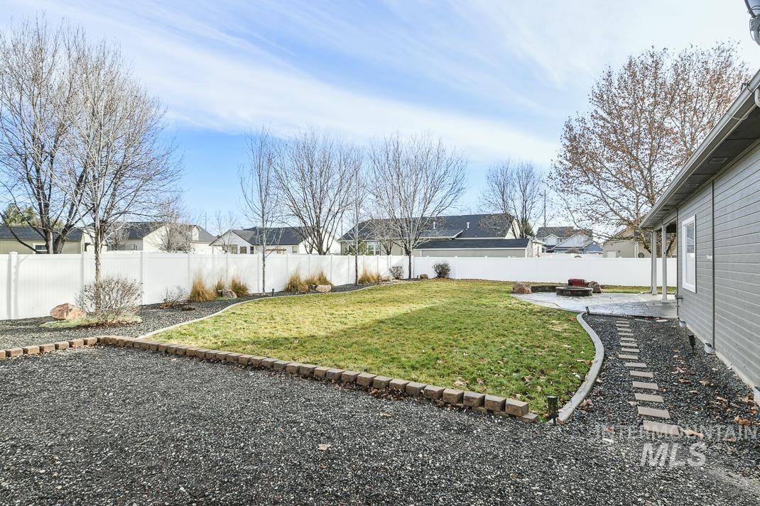 4598 E Thomas Mill Dr