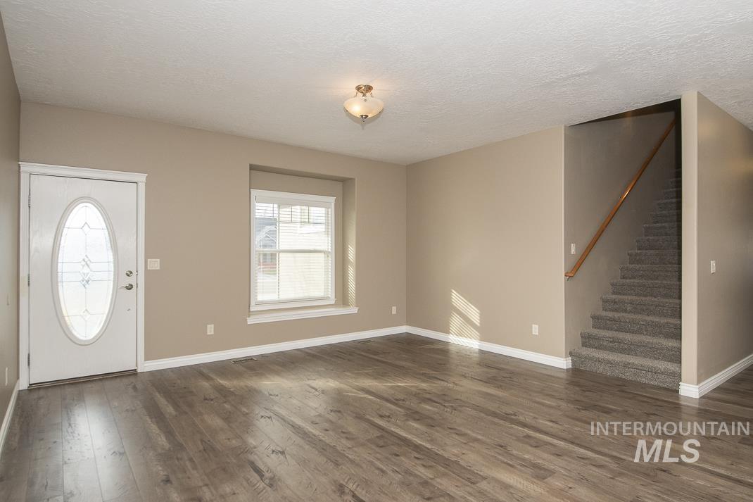 4598 E Thomas Mill Dr