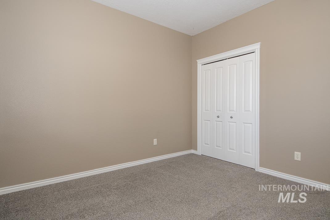 4598 E Thomas Mill Dr