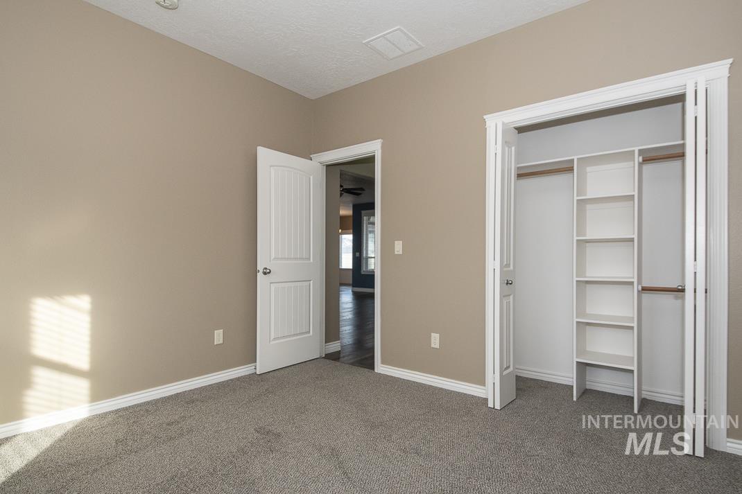 4598 E Thomas Mill Dr