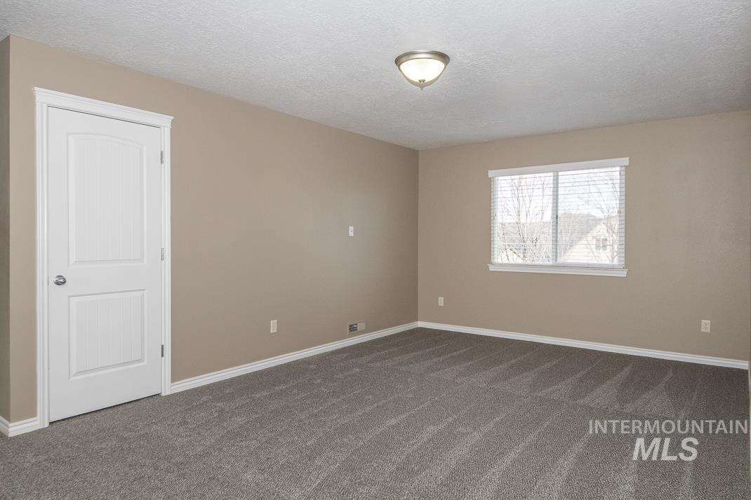 4598 E Thomas Mill Dr