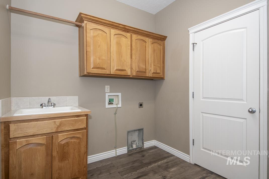 4598 E Thomas Mill Dr