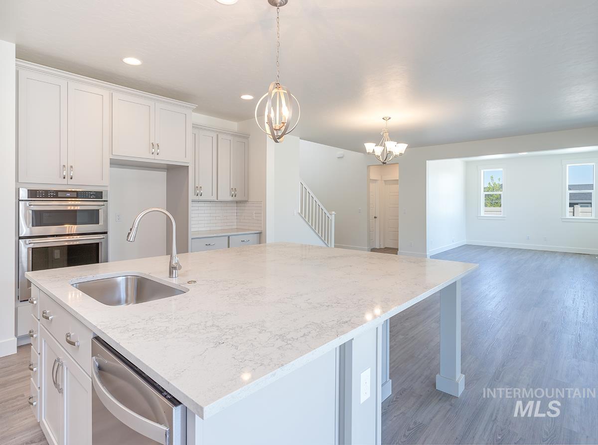 11045 W Mauve Clover Ct