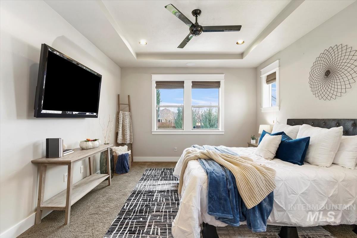 3365 S Island Fox Avenue