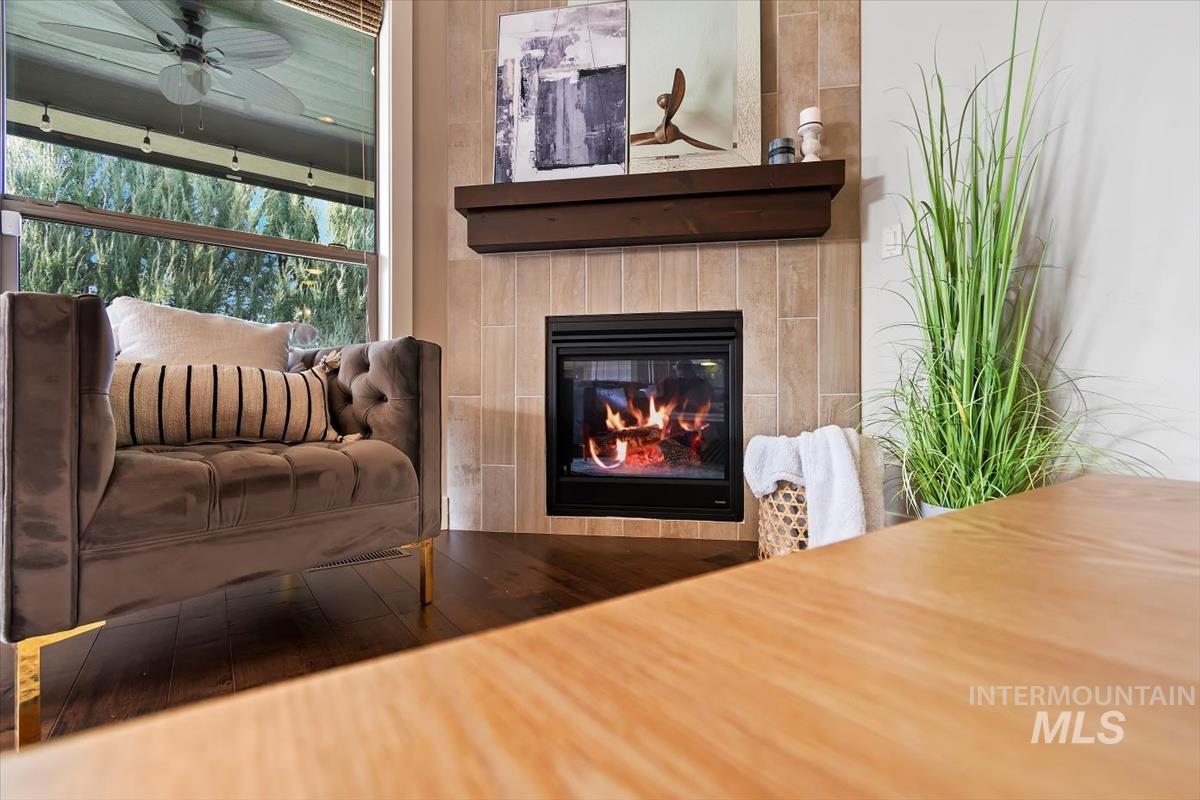 3365 S Island Fox Avenue